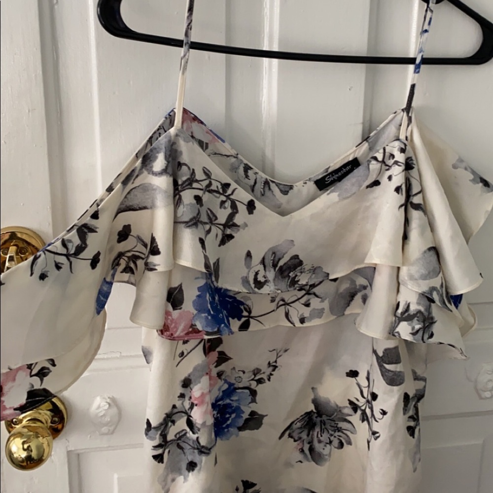 SHINESTAR floral cold shoulder top